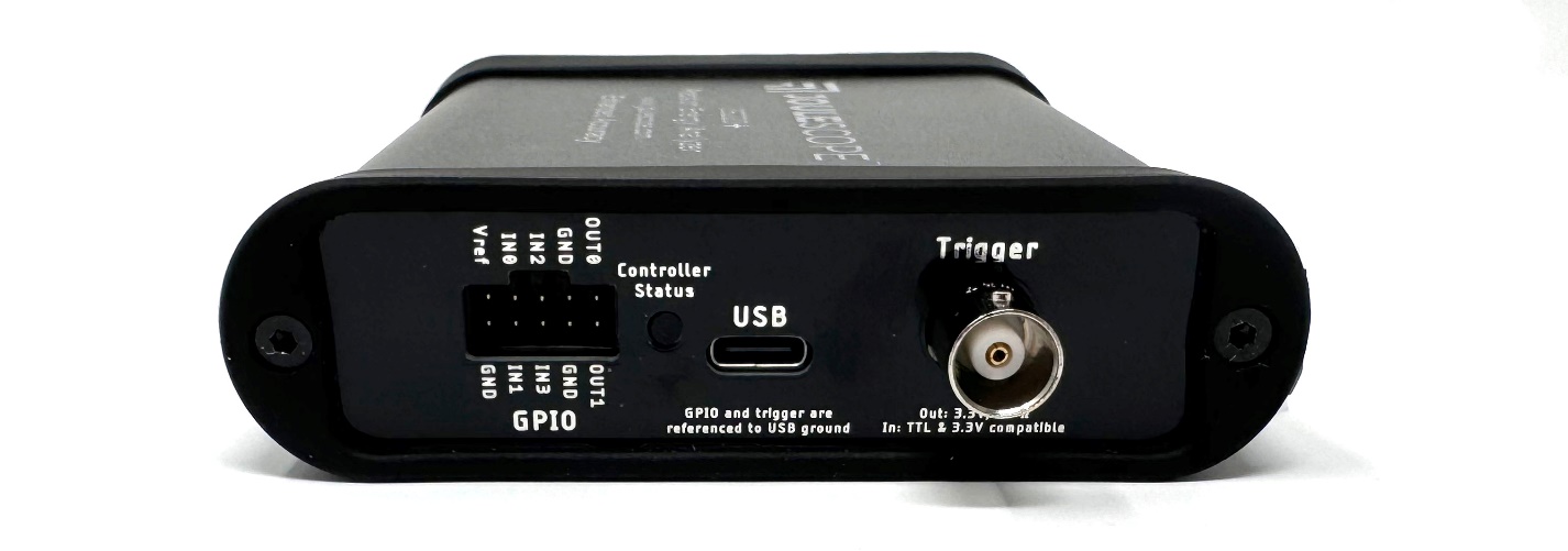 JS220+ back panel with GPIO, USB and trigger connectors